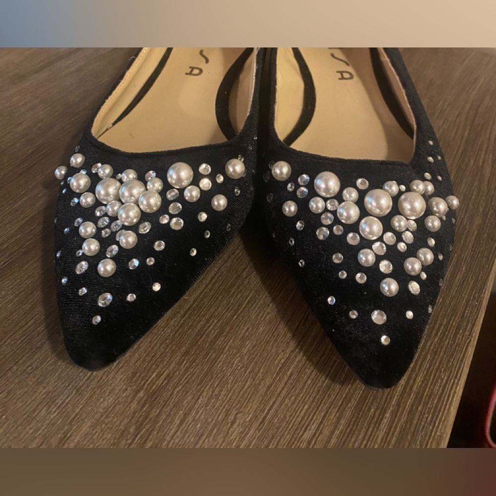 Black velvet pearl Unisa ballet flats